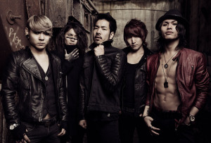Crossfaith900